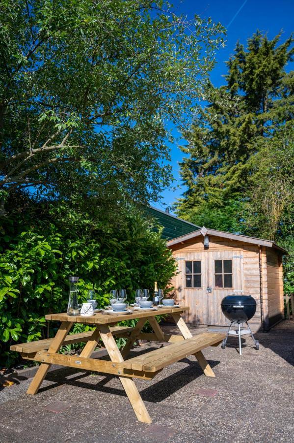 Beach Bungalow Ohana, private garden&pincode check-in Noordwijkerhout Exterior foto